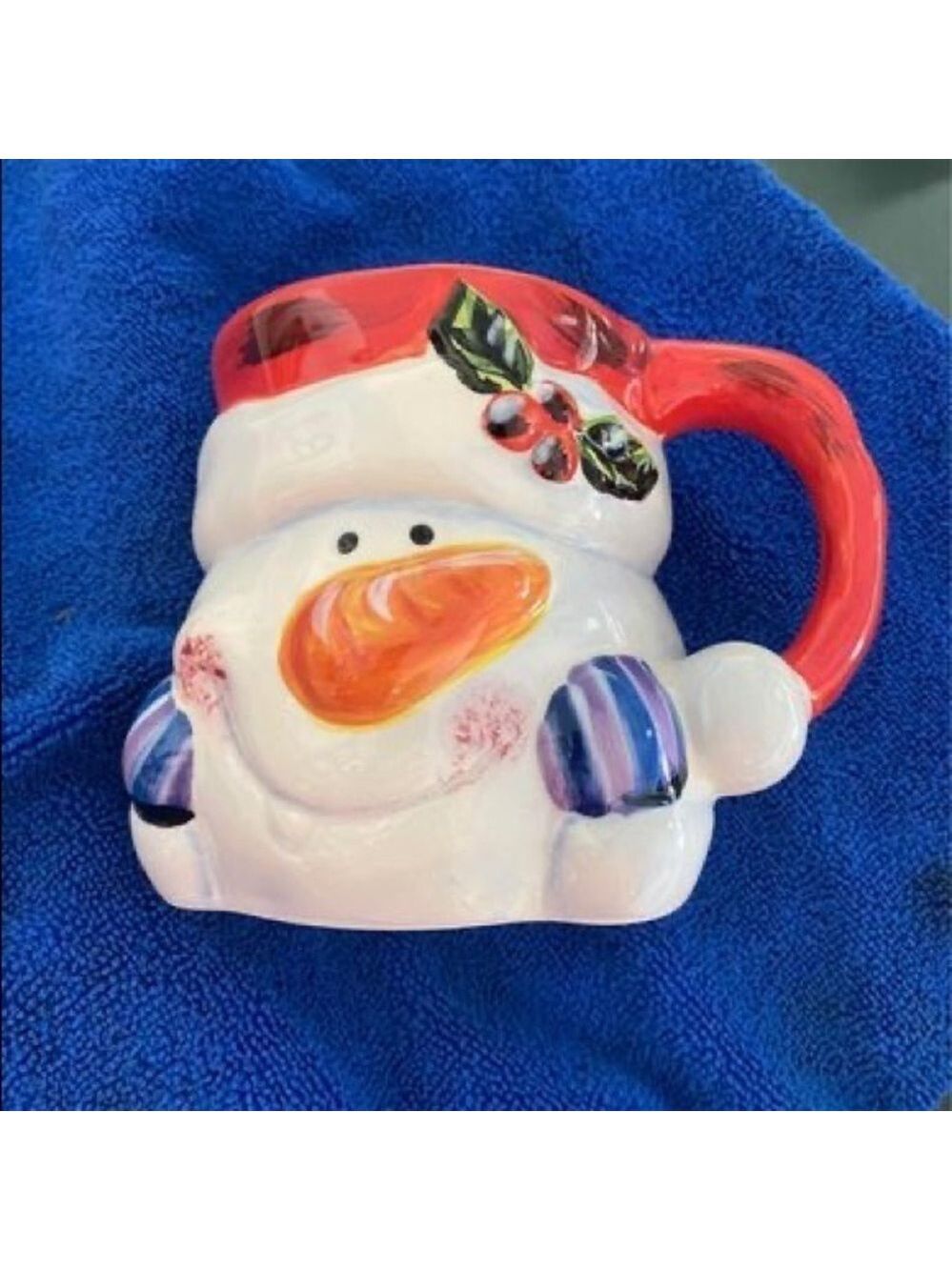 Tabletops Lifestyles Santa and Friends 24 oz Snowman mug.
